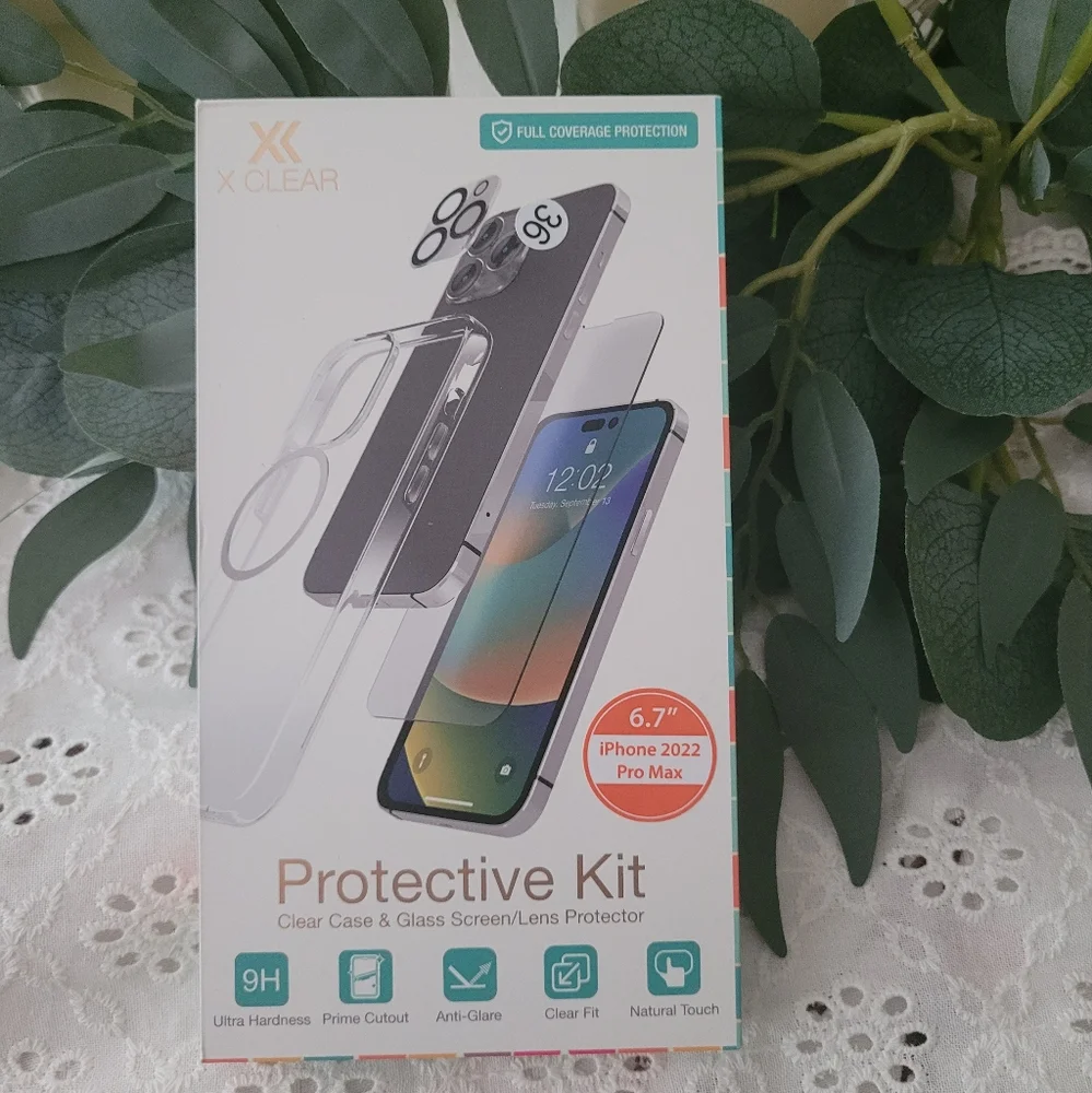 XClear Protective Kit for iPhone 2022 Pro Max - Clear